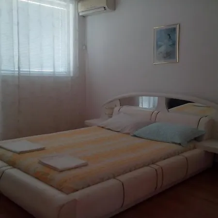 Apartment Milena *